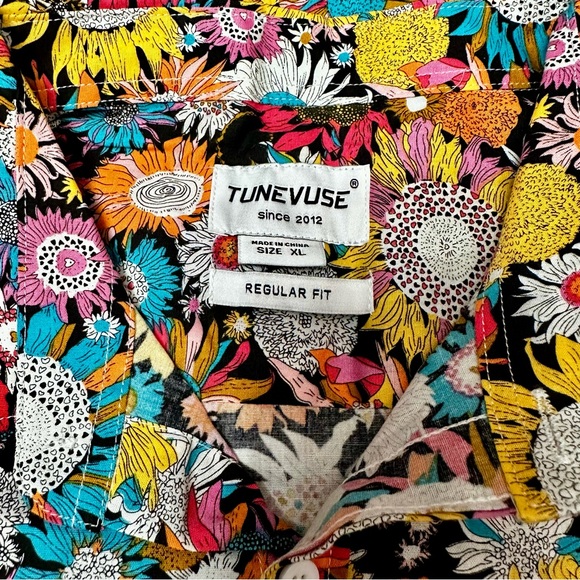 Tunevuse Mens Sz XL Vibrant Floral Button Down Shirt Regular Fit Happy Hipster - Picture 5 of 12